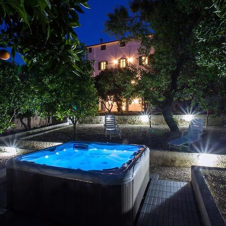 Villa Marta Tarente Extérieur photo